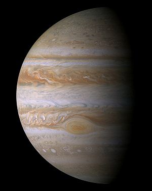 Jupiter a Velk rud skvrna