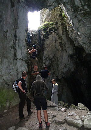 Vstup vstupn propstkou v Raptawick jeskyni