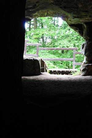 Do skly vyhlouben sklepen hradu Rottejn