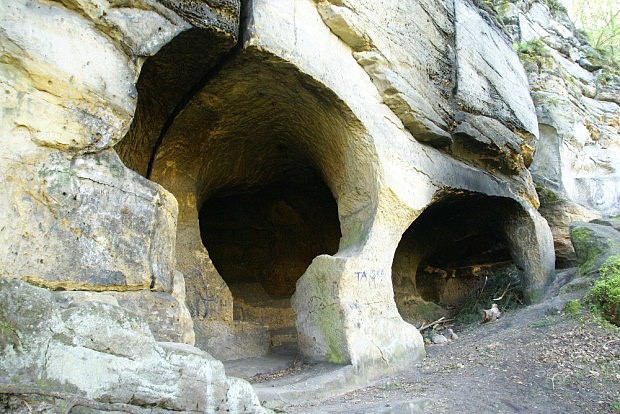 Mal Ciknsk jeskyn