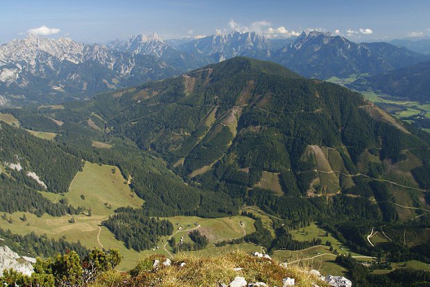 Vhled z Bosrucku (1992 m) na Ennstalsk Alpy