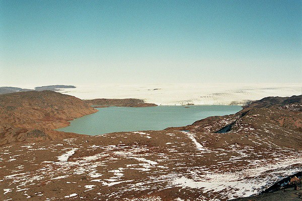 Jezero s nekonečným ledovcem