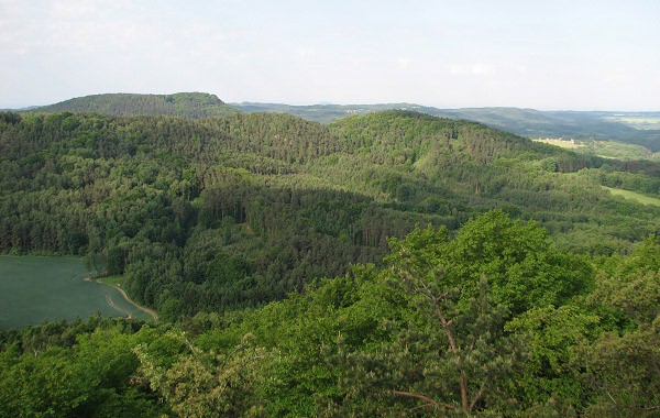 Velk Bekovsk kopec a Vysok vrch z Koreckho vrchu