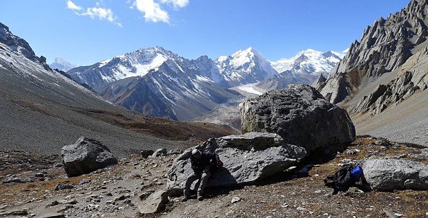 Msto odpoinku ped tibetskou hranic v cca 4 900 m