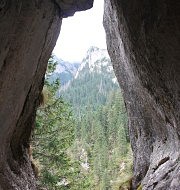Skaln okno, jeskyn Mylna