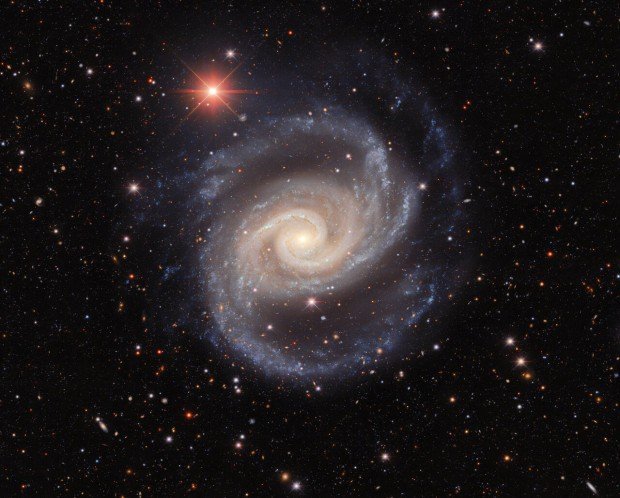 Galaxie NGC 1566