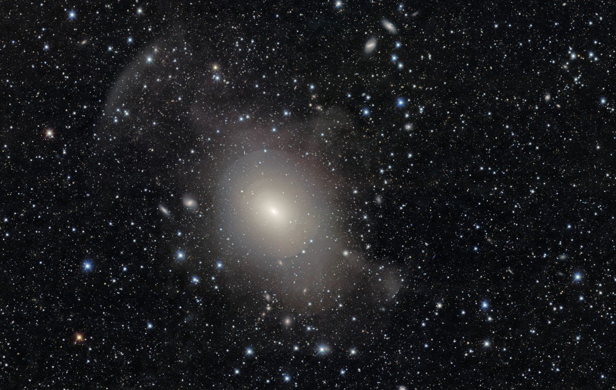 NGC 3923