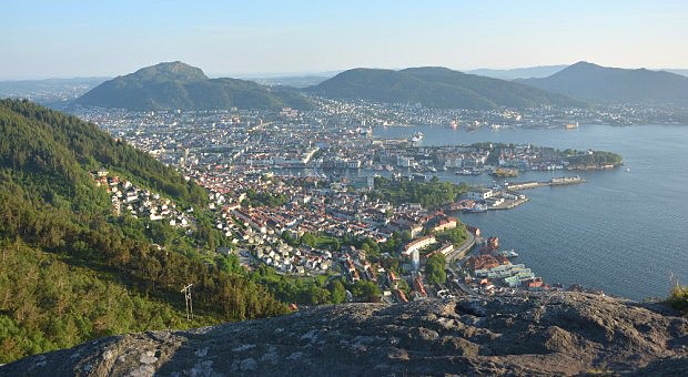 Pohled na Bergen ze skaln vyhldky