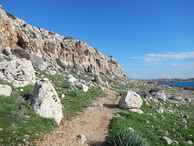 Skalnat vrek Kavos na poloostrov Cavo Greko