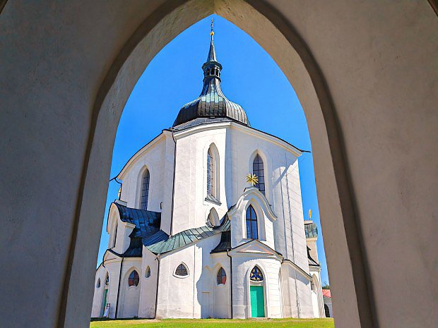 poutn kostel sv. Jana Nepomuckho r nad Szavou