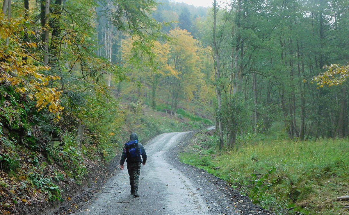 Cesta proti proudu ky Huntava