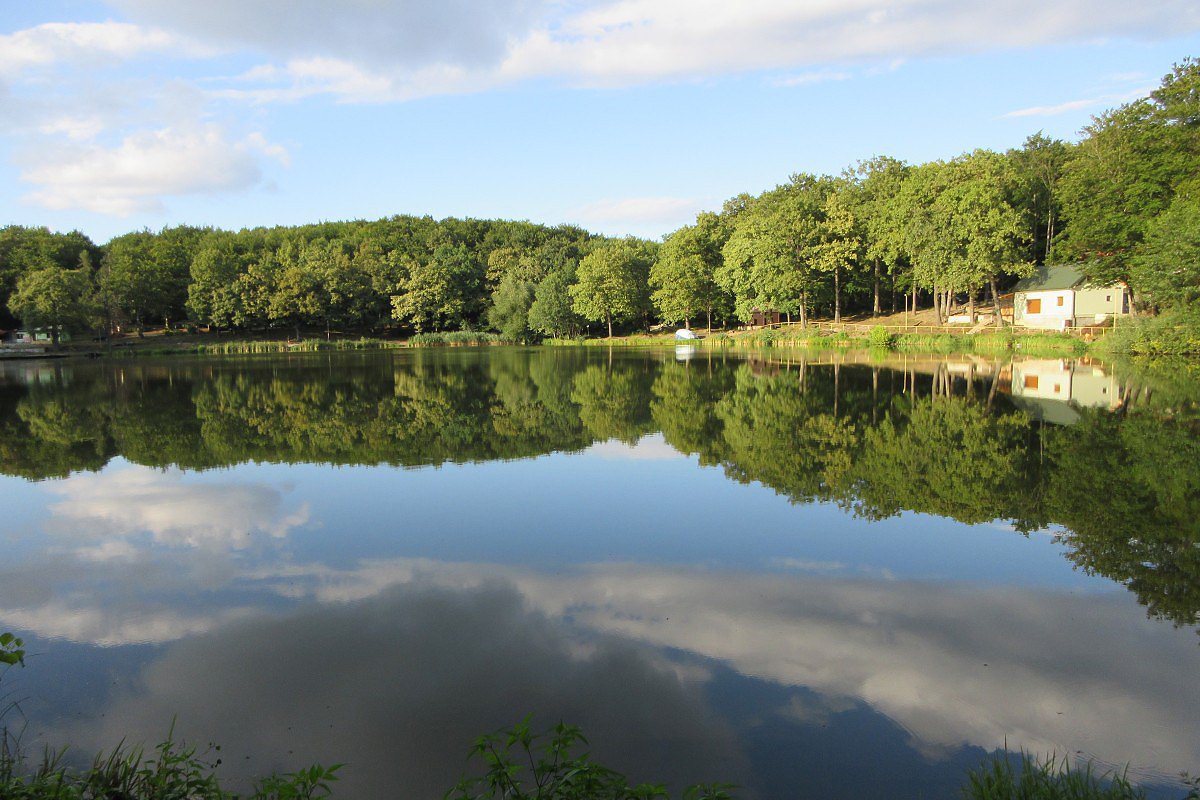 Jezero Izra